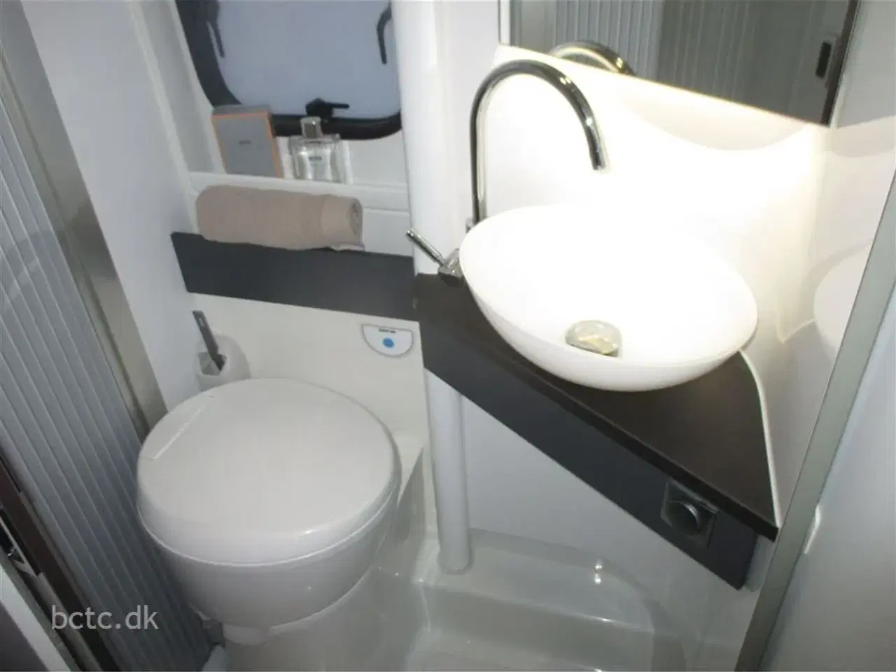 Billede 21 - 2019 - Adria Twin Supreme 640 SLB