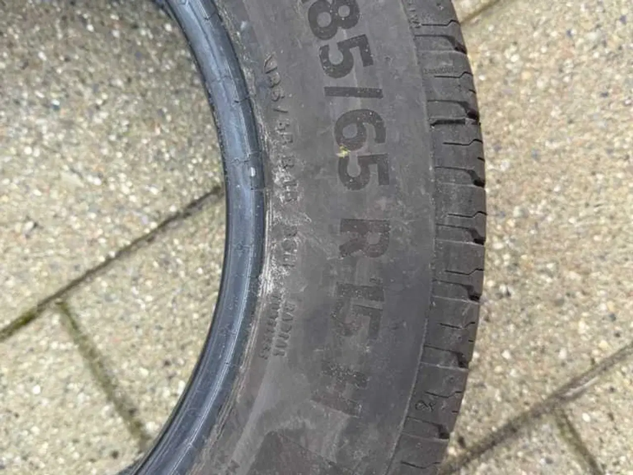 Billede 4 - 185/65 R15H sommer dæk 