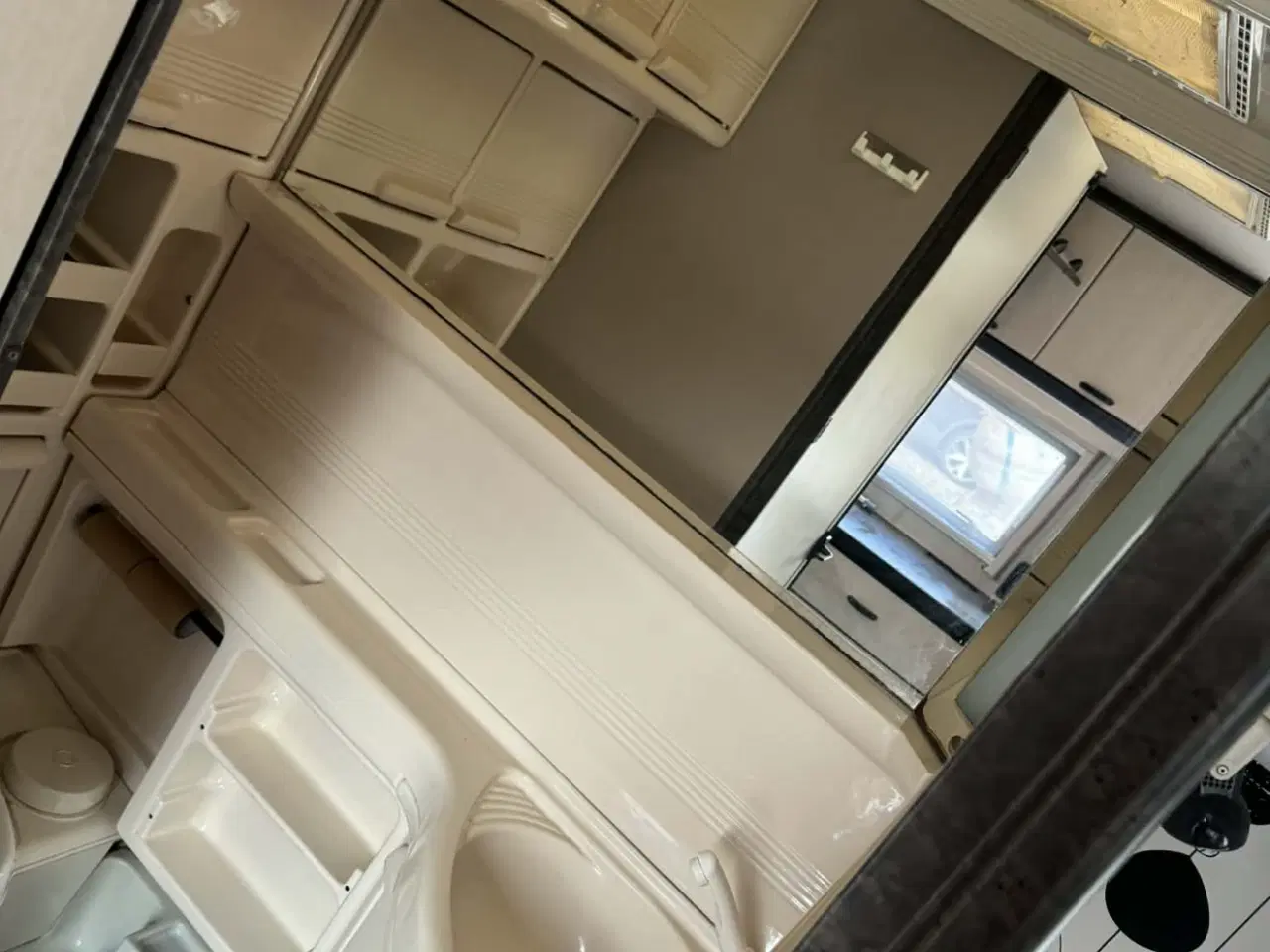 Billede 8 - Camping vogn med tilbehør og telt 