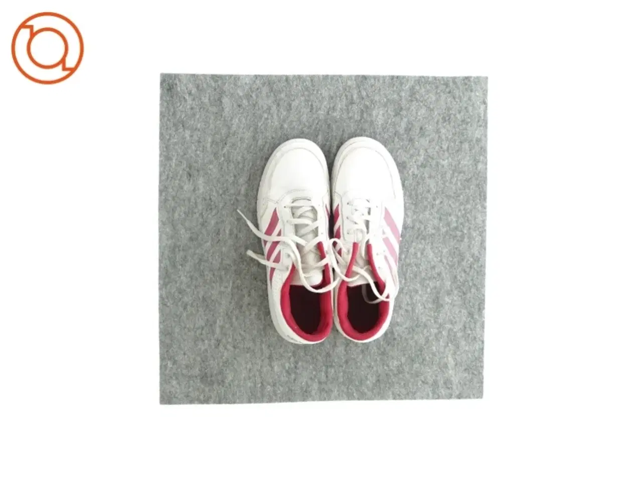 Billede 3 - Sneakers fra Adidas (str 36,5), kun brugt indendøre