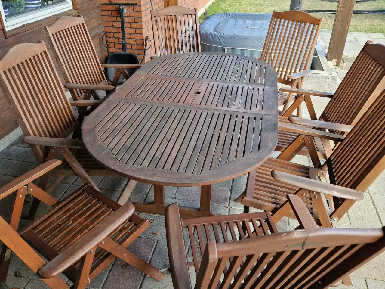Billede 1 - Havebord og 8 positionsstole