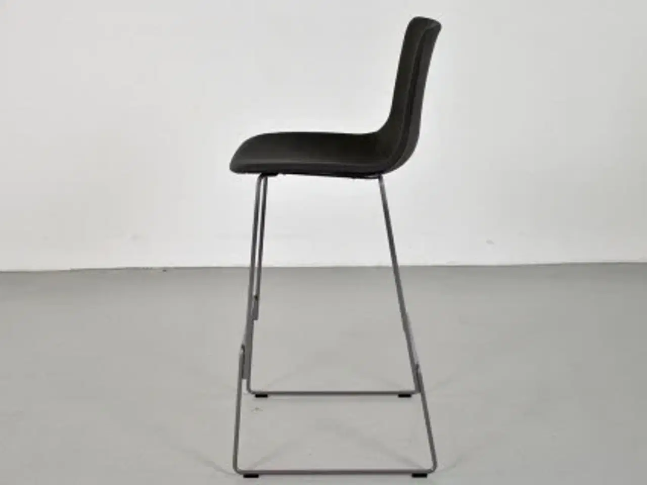Billede 2 - Fredericia furniture barstol i grå