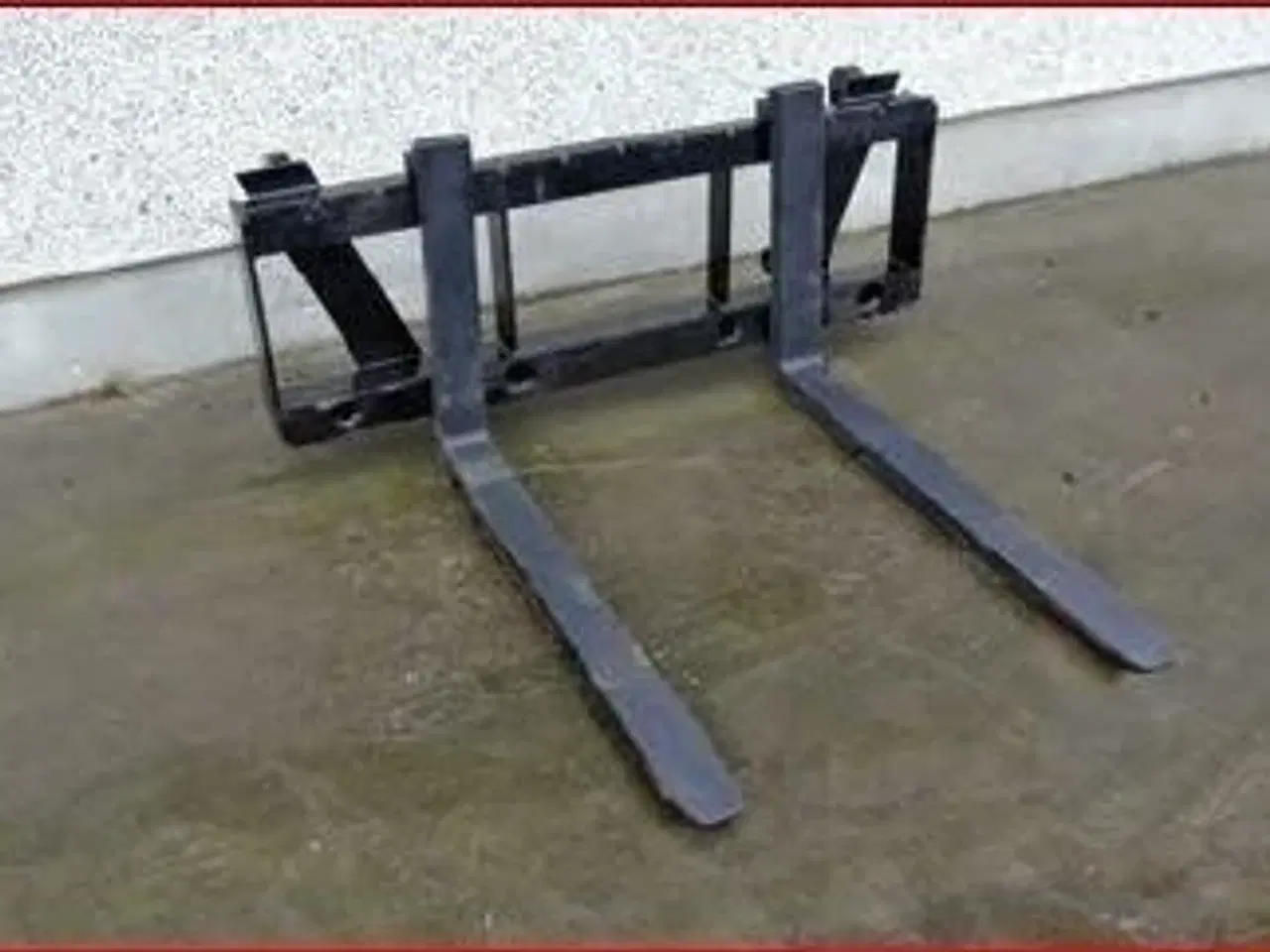 Billede 1 - Metal-Technik Pallegafler, 2000 kg. med thaler beslag