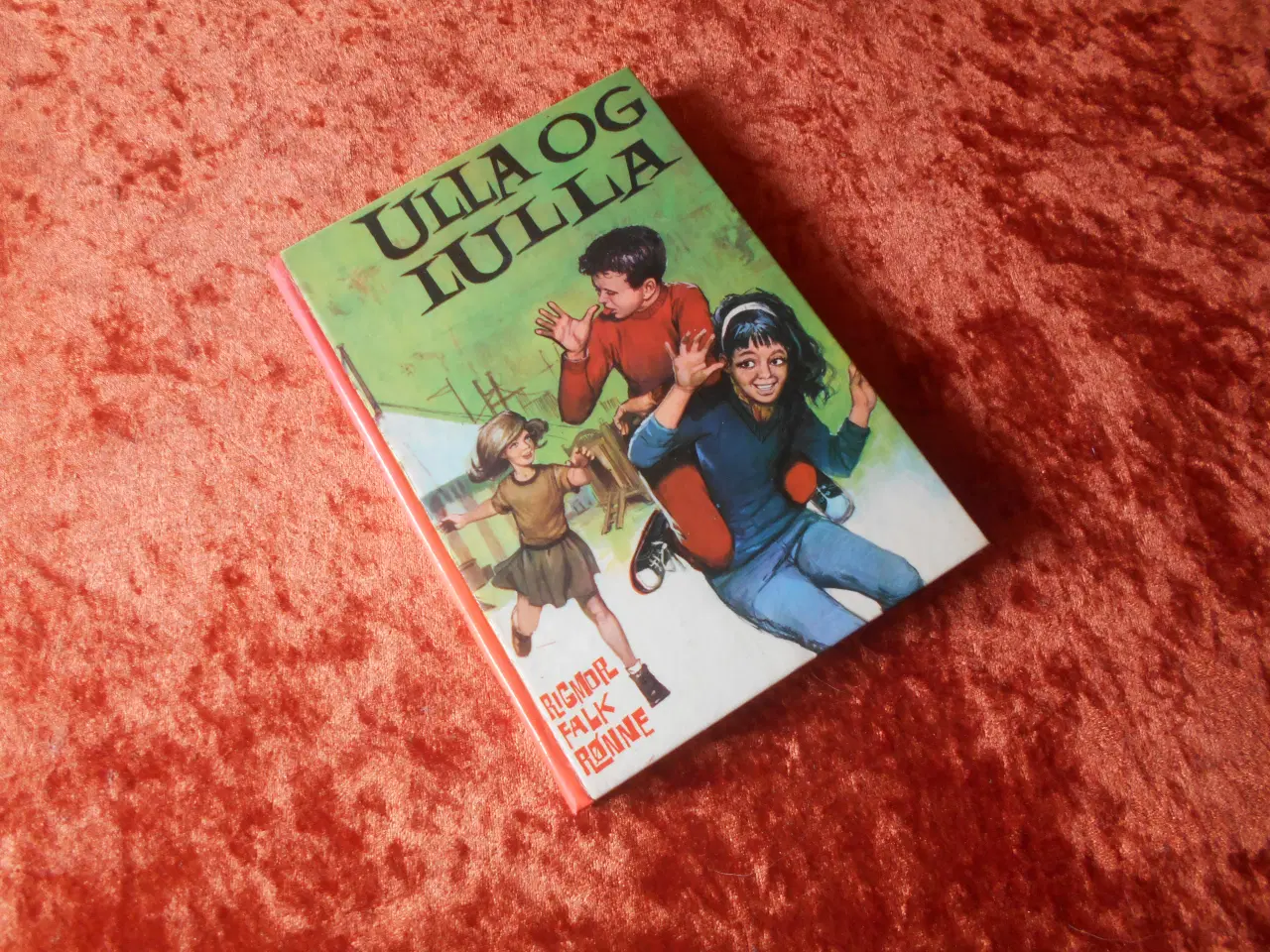 Billede 1 - Ulla og Lulla, Rigmor Falk-Rønne, 