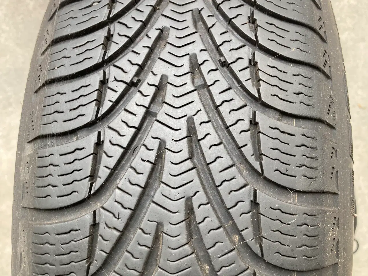 Billede 1 - 4 vinterdæk u/fælge