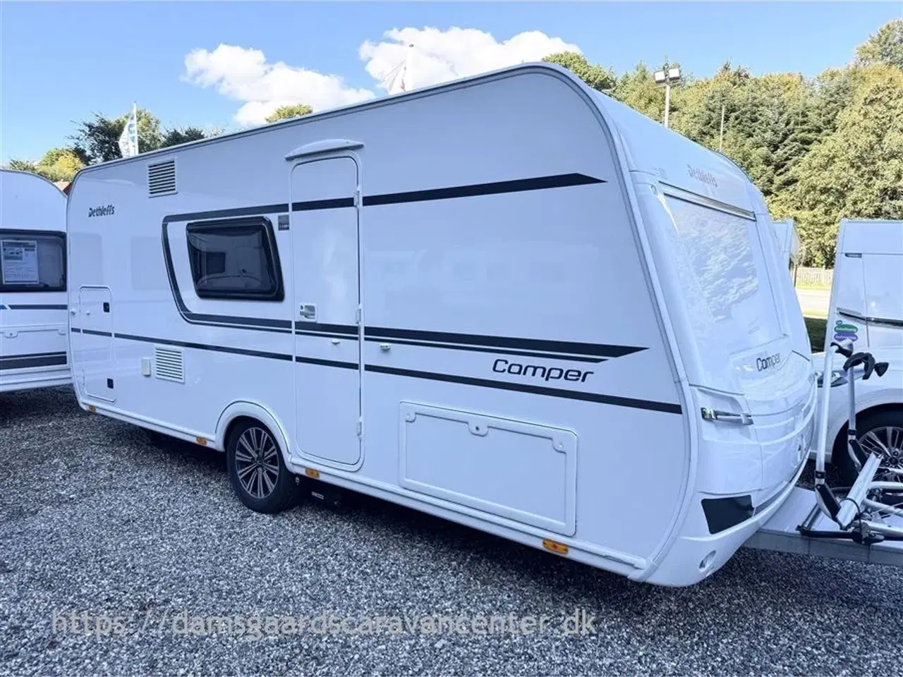 Billede 2 - 2022 - Dethleffs Camper 500 QSK D-Line Dobbeltseng-Køjer-Gulvtemp.-Mover-Telt