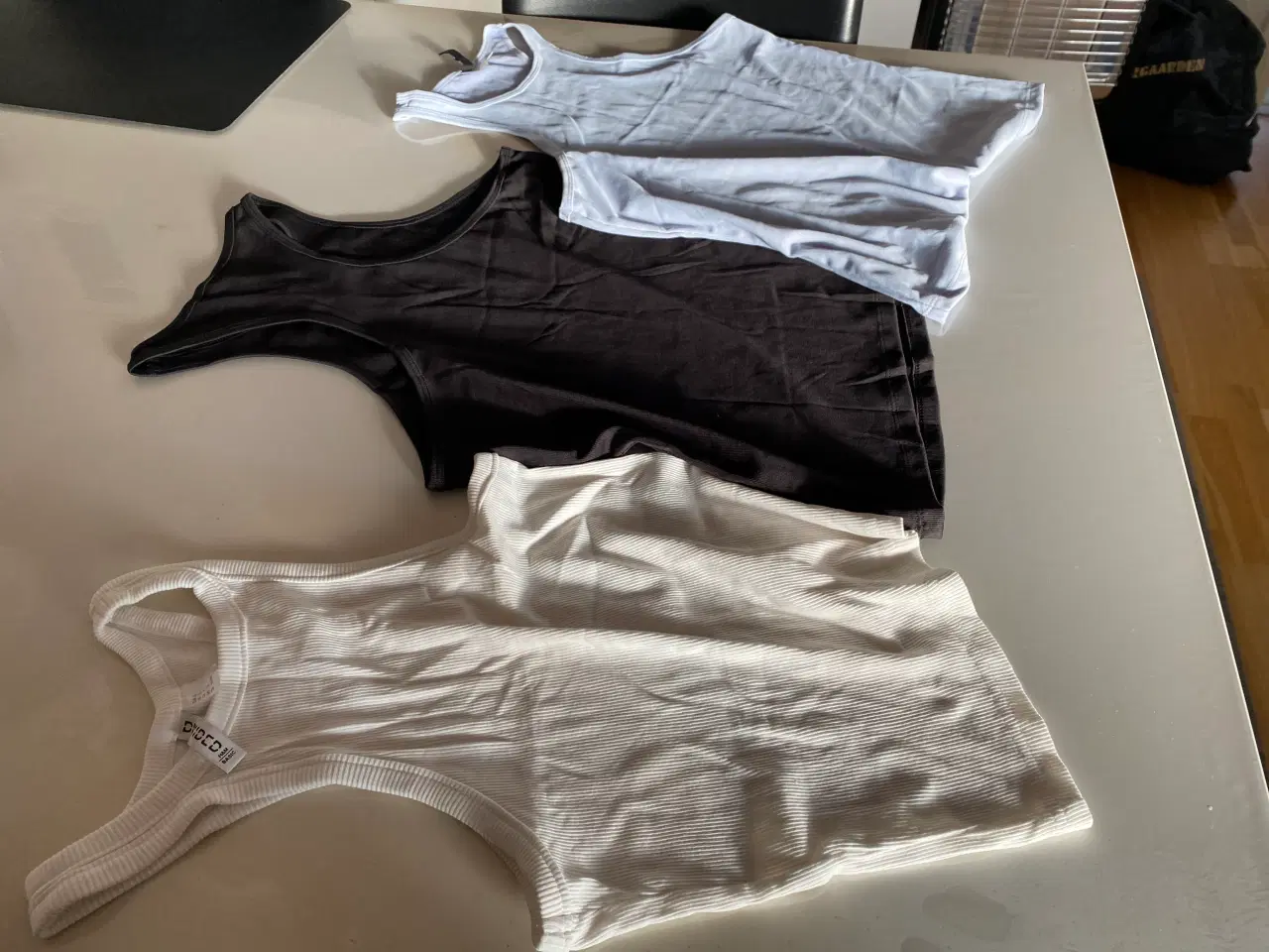 Billede 10 - Diverse dametøj str. M