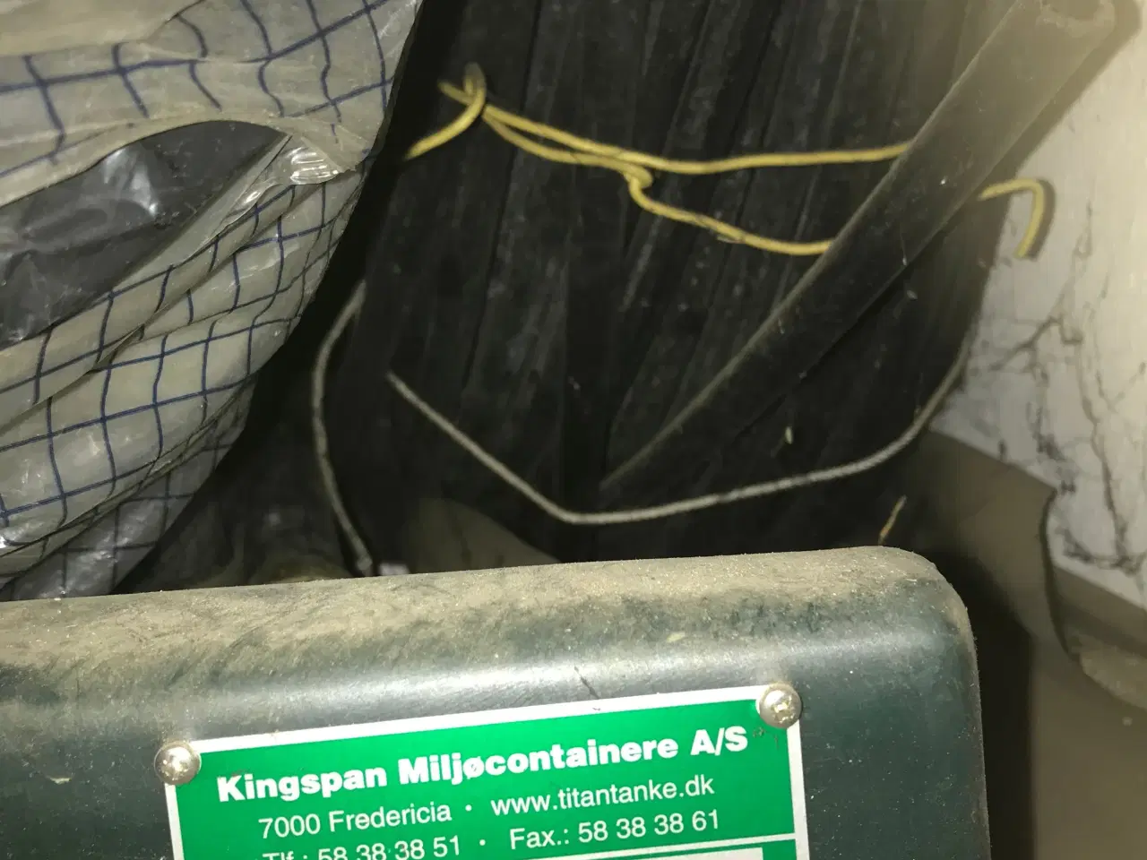 Billede 12 - Olietank 1200 L. M/ elpumpe