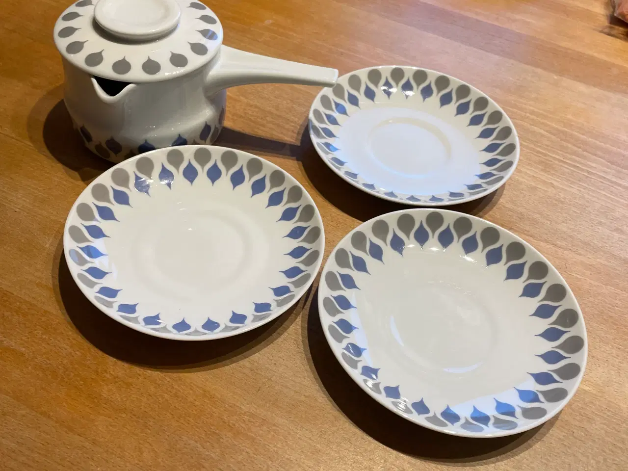 Billede 2 - Lyngby Blå Dråbe