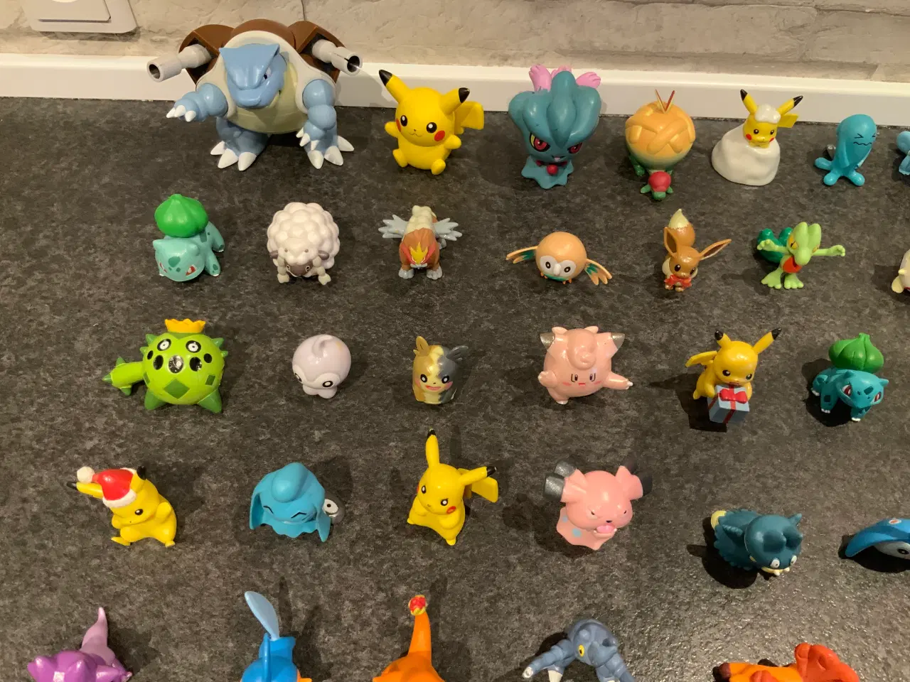 Billede 3 - Pokemon figurer