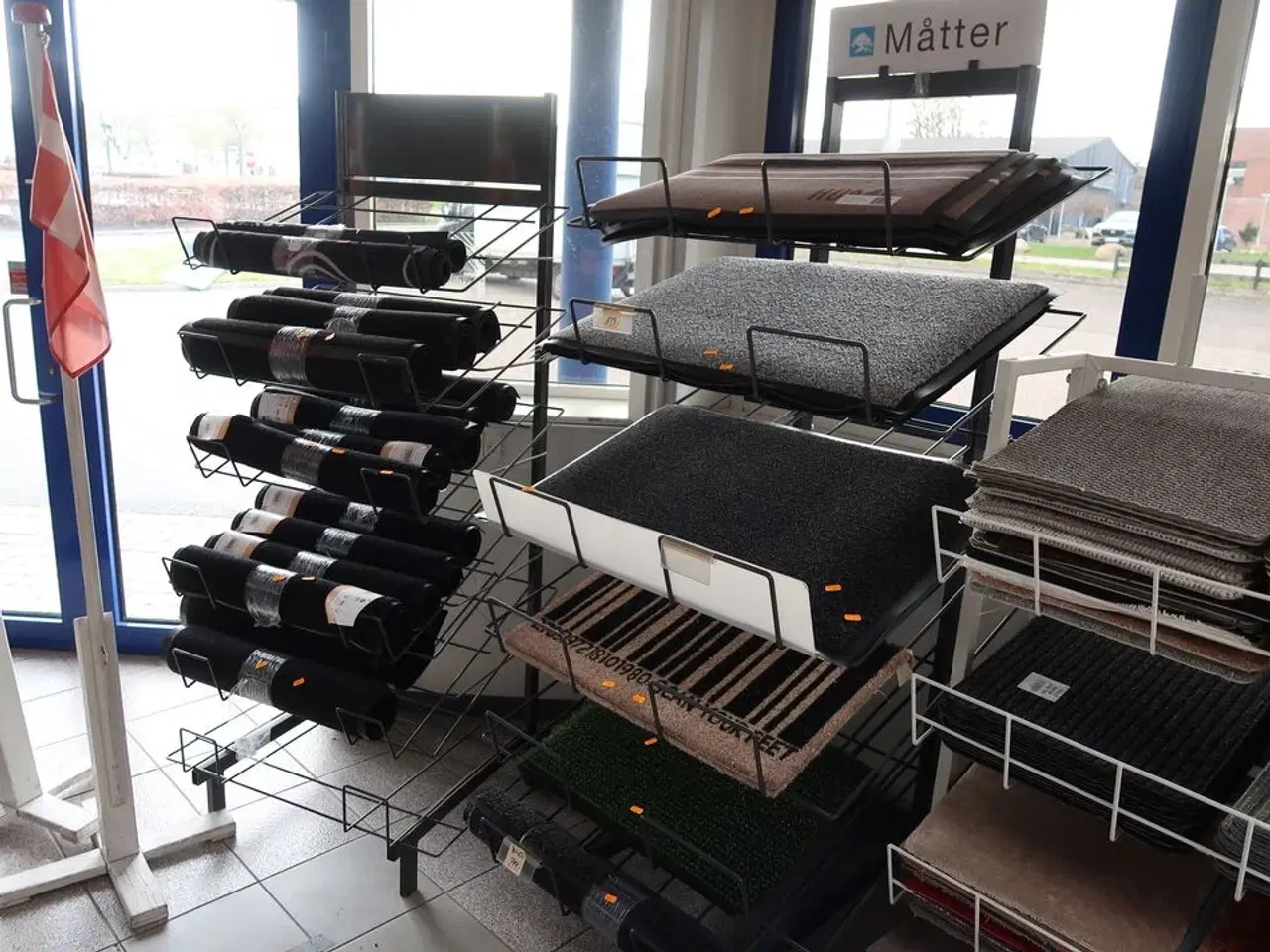 Billede 1 - 2 stk. stativer uden indhold