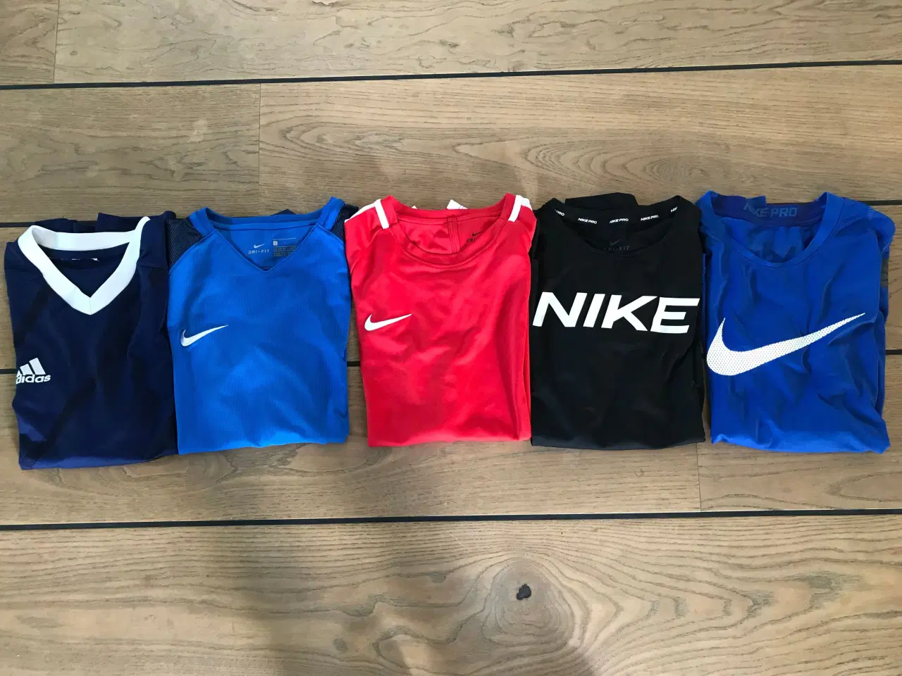 Billede 1 - Nike, Adidas & Hummel tøjpakke