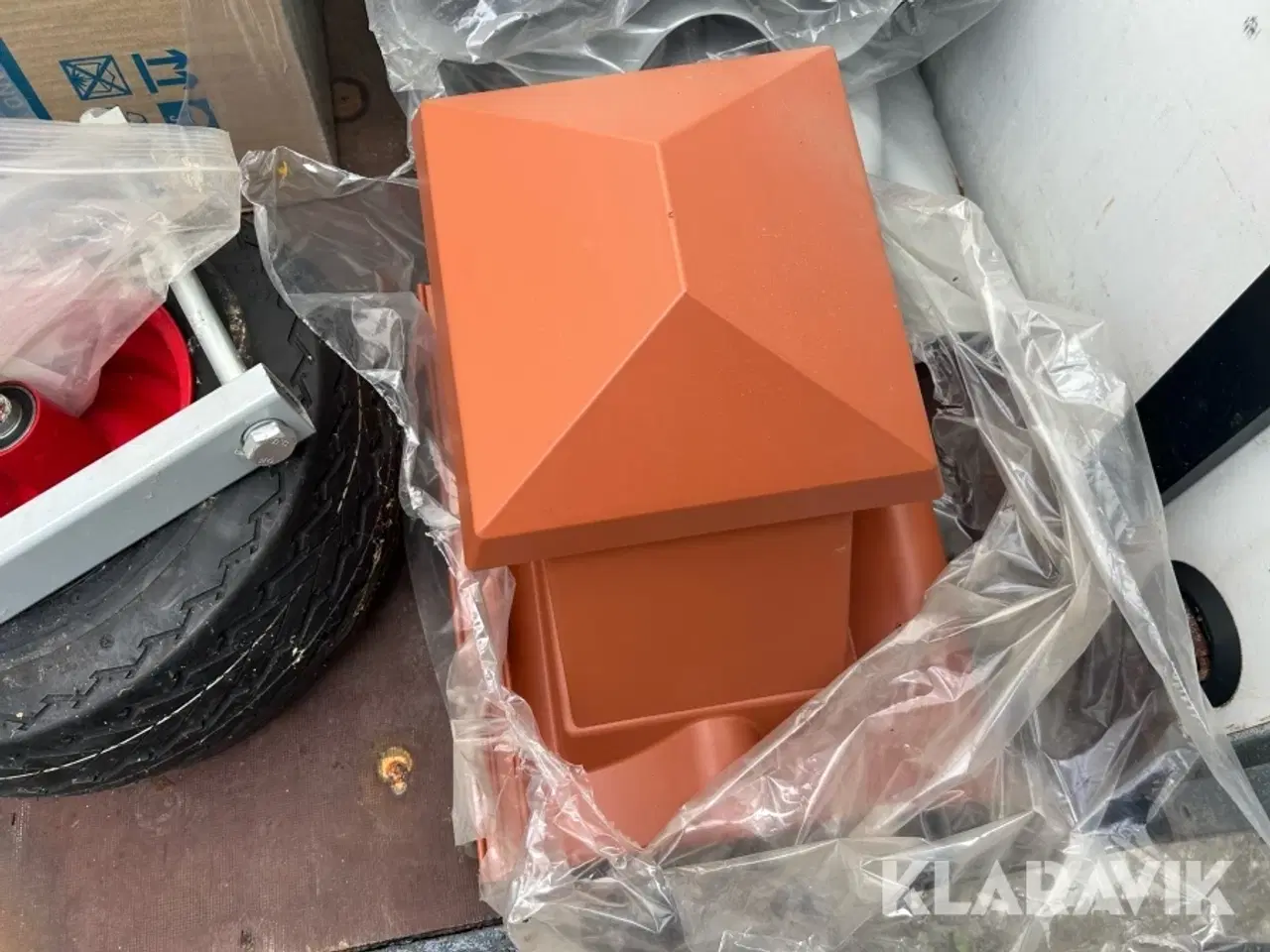 Billede 4 - Taghætter / loftplader Tropic On Stock.