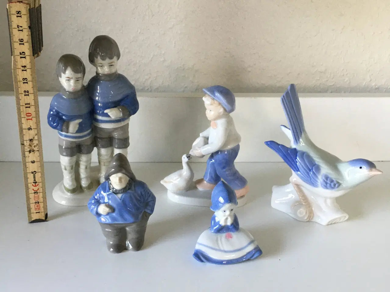 Billede 2 - Porcelæn figur