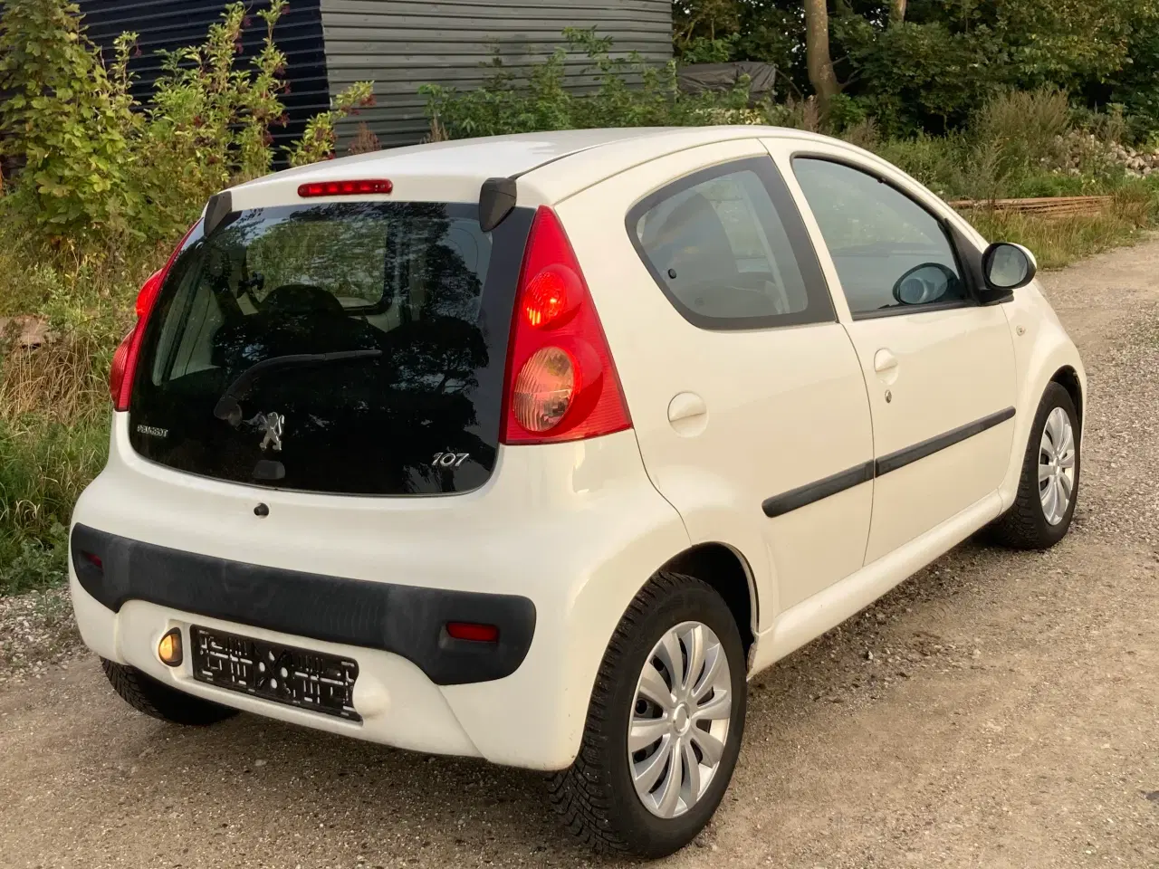 Billede 4 - Nysynet Peugeot 107 2010 Lavt km 