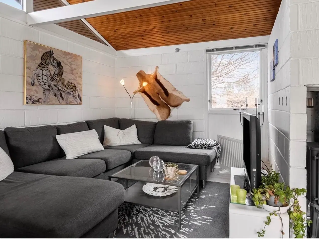 Billede 1 - Sofa + bord afhentes gratis ☀️