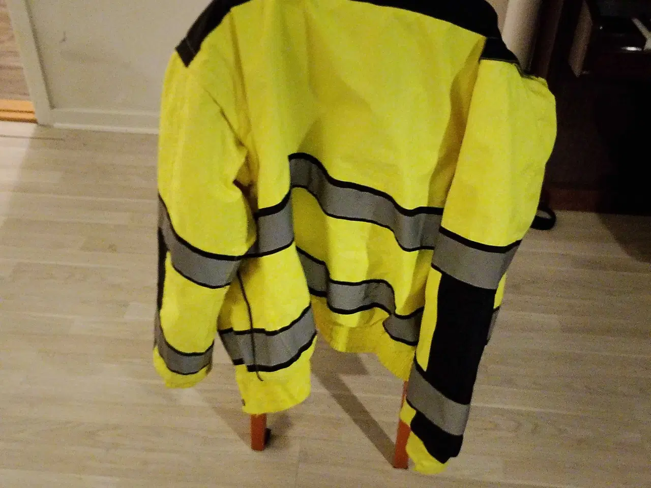 Billede 6 - Sælger lidt høj visibilitet arbejdstøj