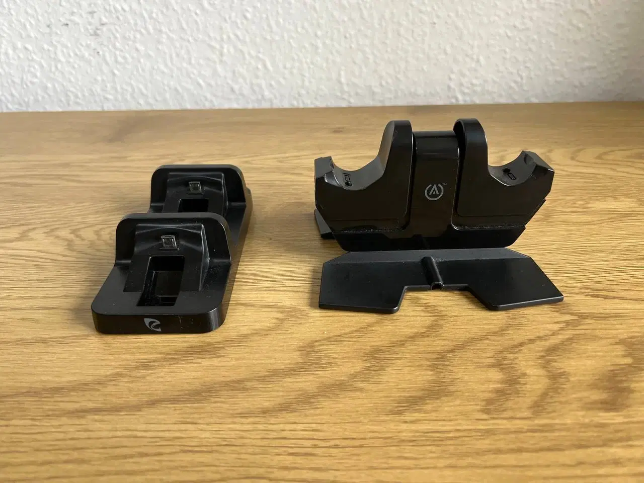 Billede 5 - Komplet PS4 Pakke – 4 Controllere, 3 Spil og mere