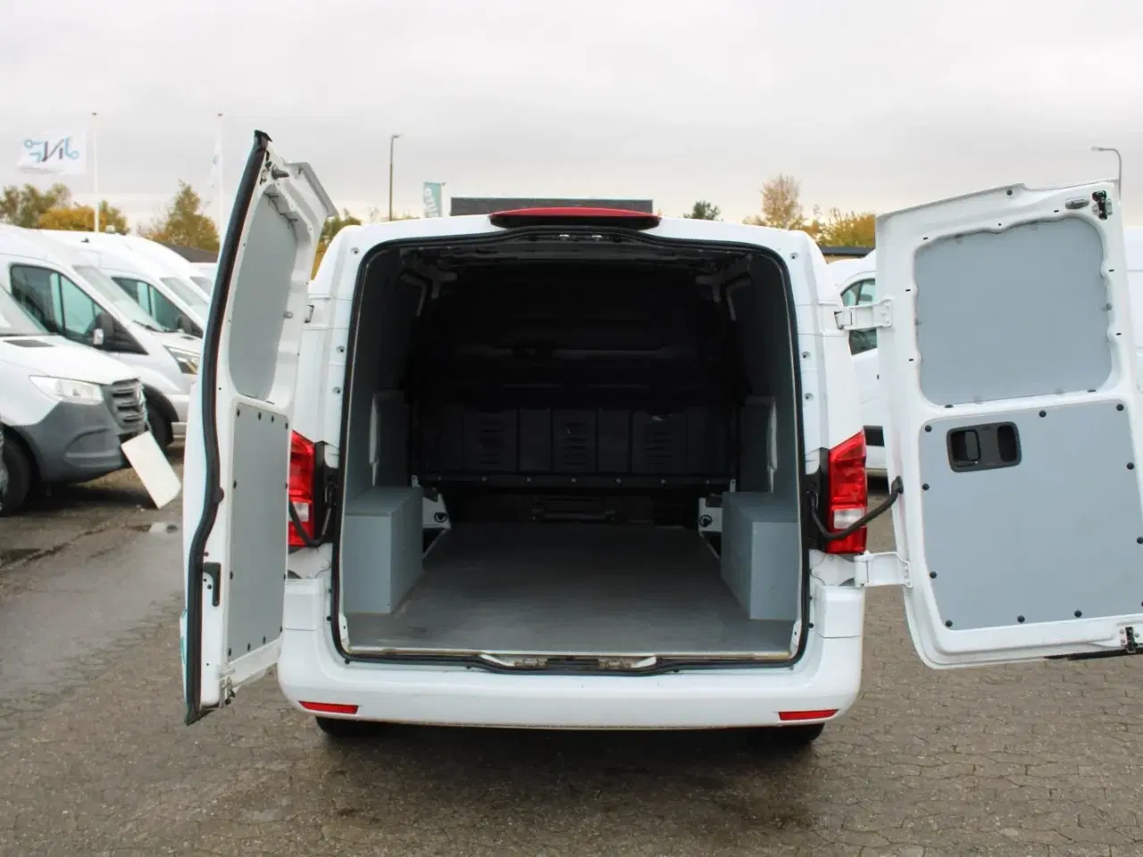 Billede 9 - Mercedes Vito 114 2,0 CDi Complete aut. L RWD