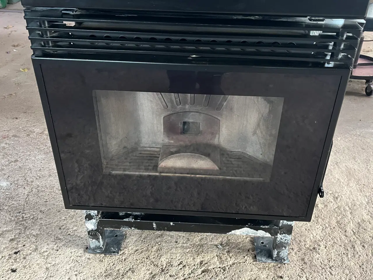 Billede 7 - Fin Italiensk pilleovn indsats 