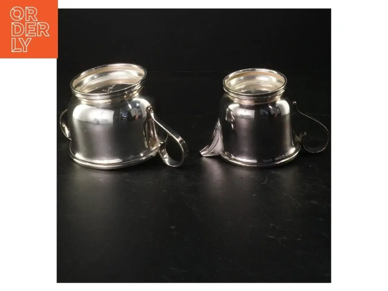 Billede 2 - Sæt af to sølvfarvet kande og skål (str. Ø 10 cm ø 8 cm)