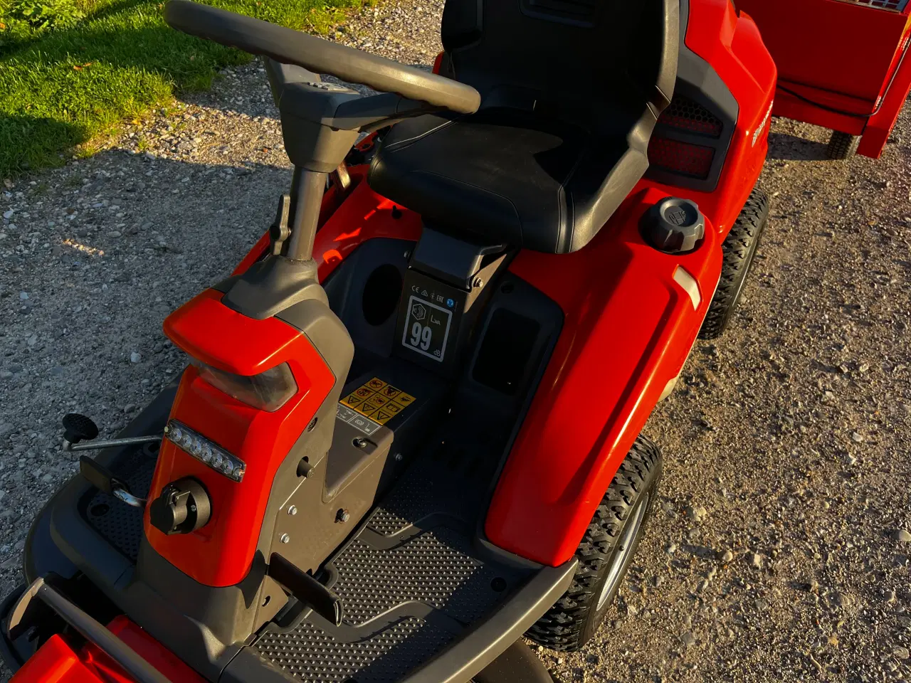 Billede 11 - Husqvarna R216T Awd