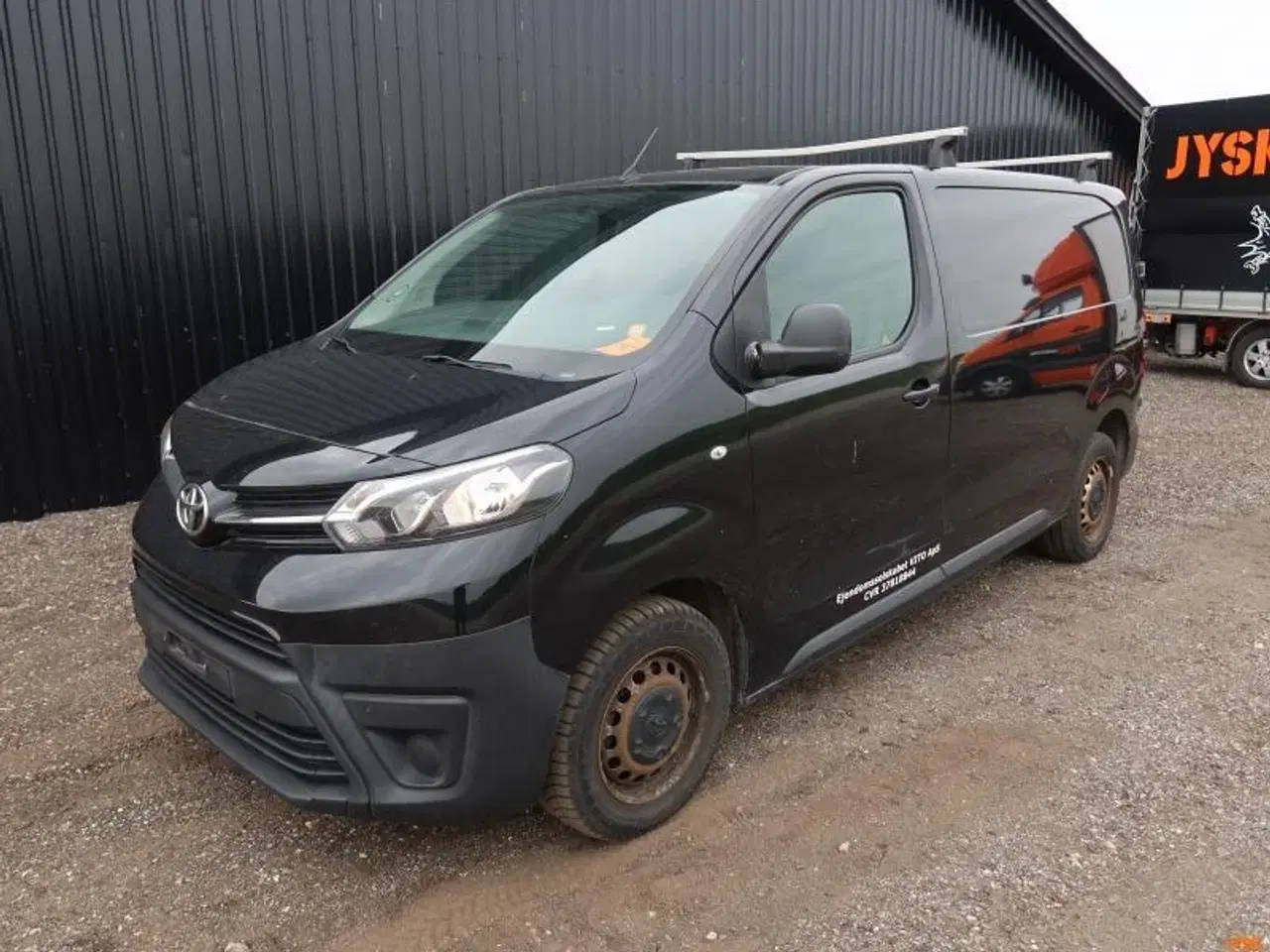Billede 1 - VAREBIL, TOYOTA