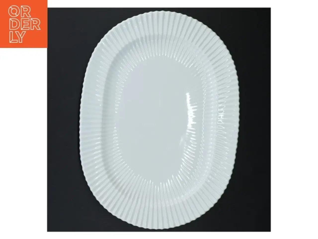 Billede 2 - Hvidt porcelænsfad fra Lyngby (str. 32 x 24 cm)