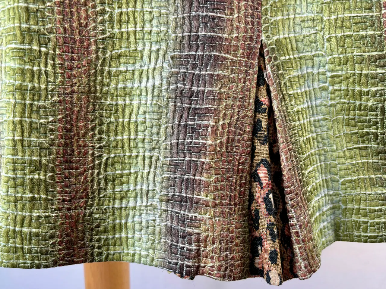 Billede 3 - Eva & Claudi, nederdel, str 44