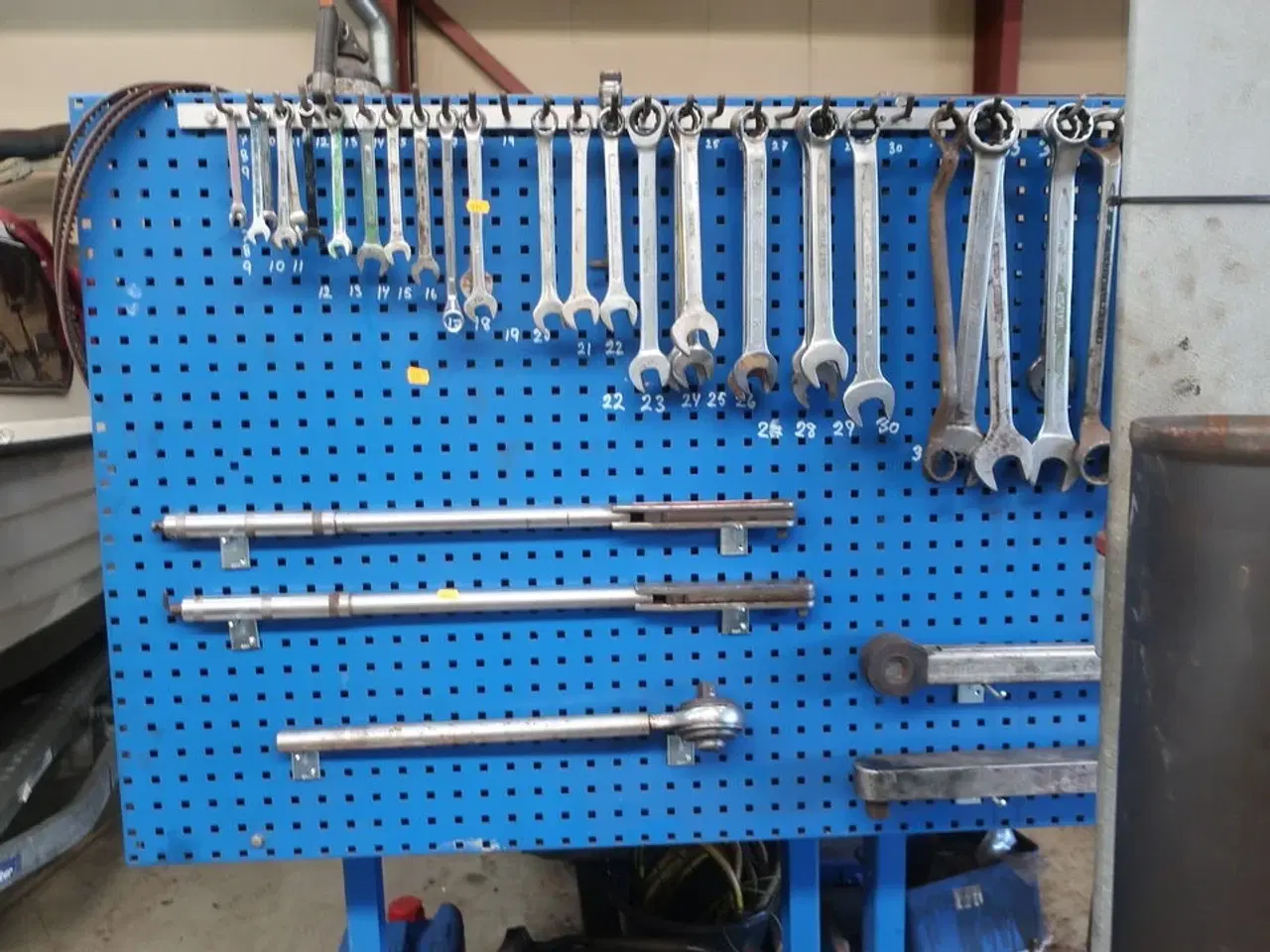 Billede 2 - Værktøjstavle med div. værktøj