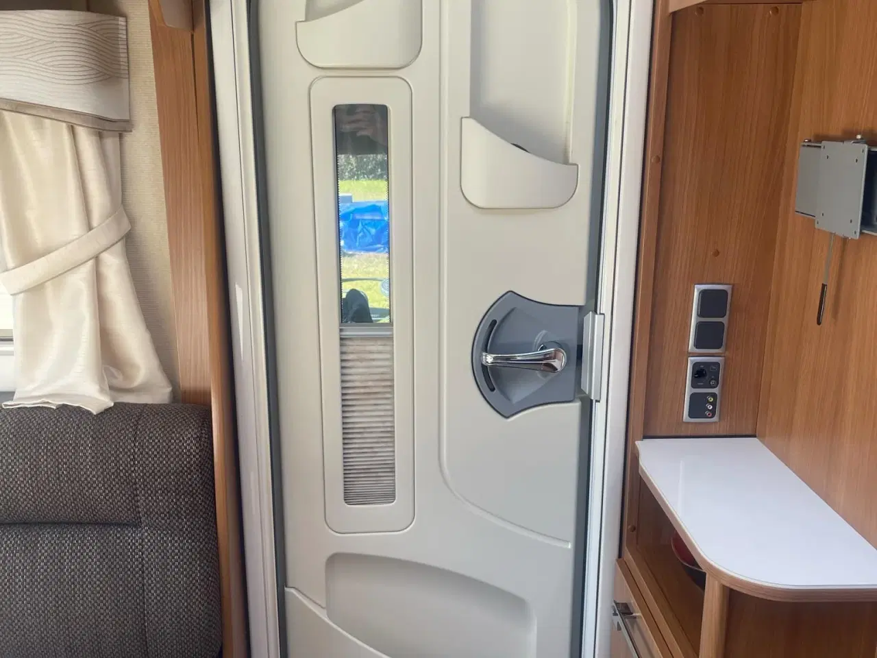 Billede 3 - KABE ROYAL 540 GLE KS 2013