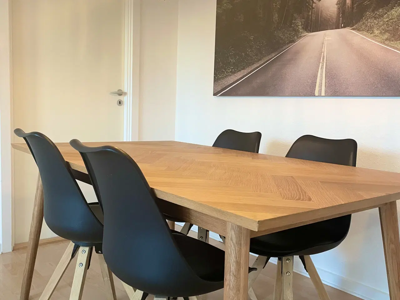 Billede 2 - Spisebord fra ILVA sælges