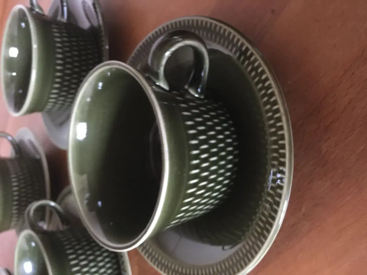 Billede 3 - Smuk retro  tepotte og kopper