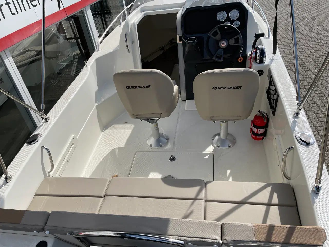 Billede 4 - Activ 505 Cabin med F80 Mercury-EFI 4 takt