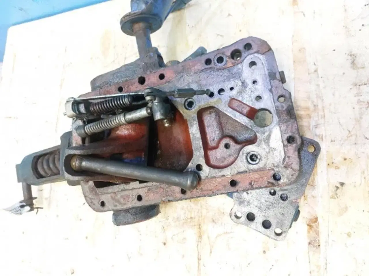 Billede 3 - Ford 4000 Liftdæksel