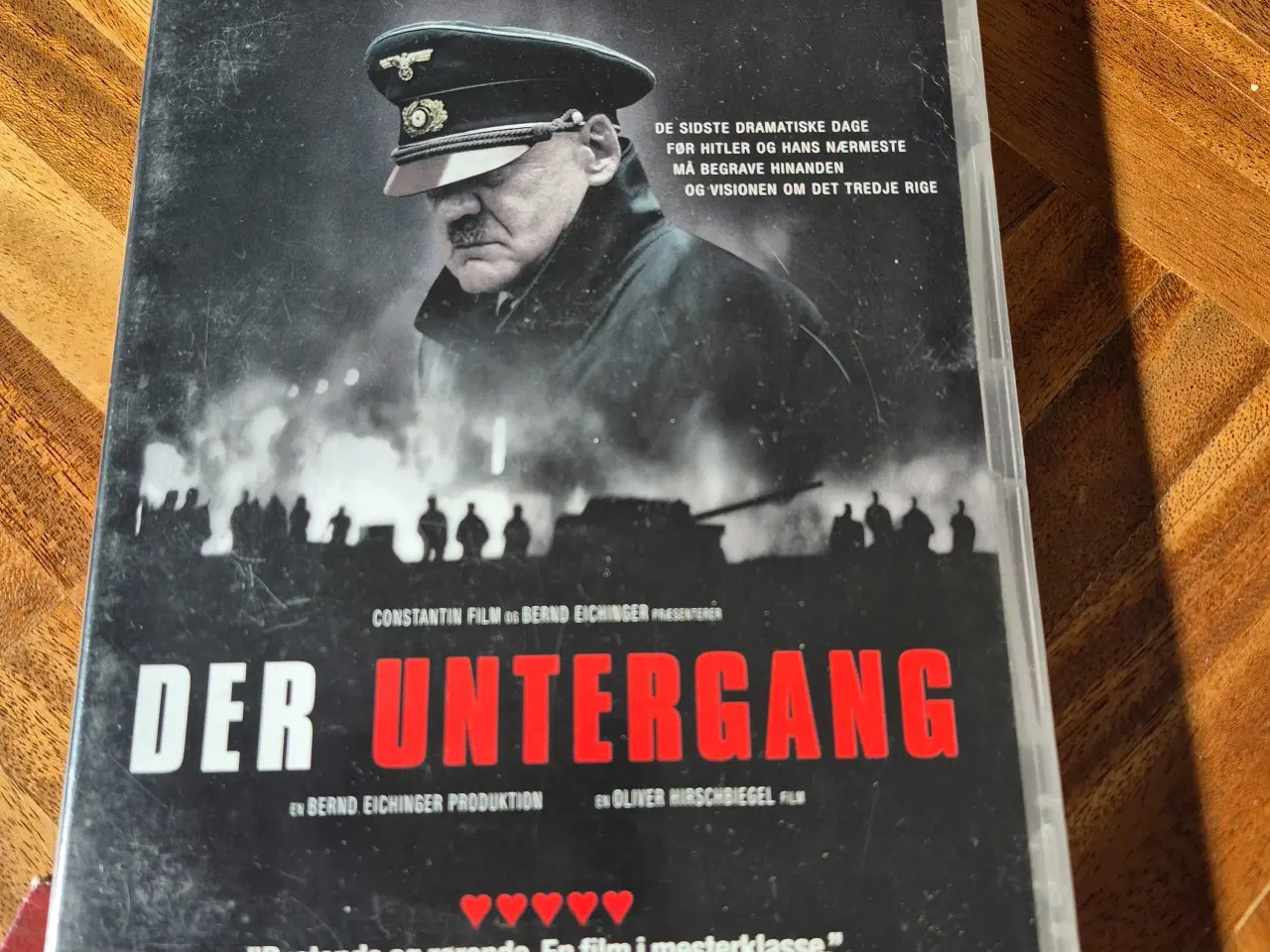 Billede 4 - Krigshistorue fra 2. Verdenskrig m.nye cder blandt