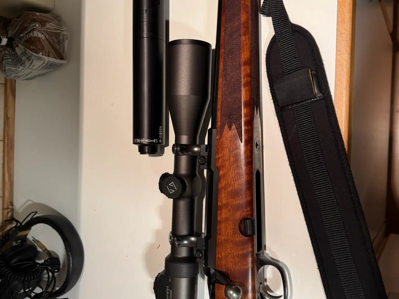 Billede 1 - Tikka 690 Lux i 338 Win. Mag SOLGT