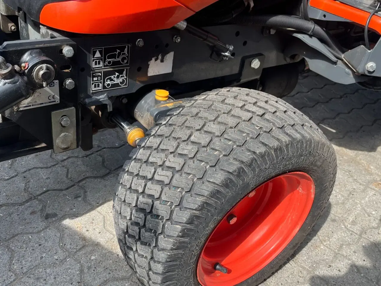 Billede 5 - Kubota BX231 Med v.plov og kombi salter kun kørt 507t