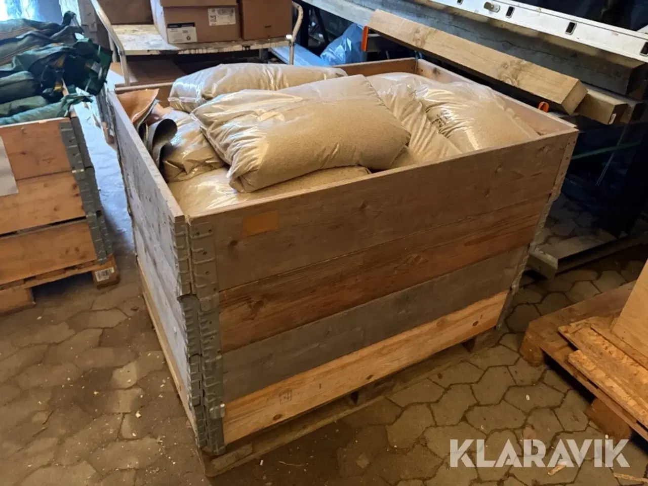 Billede 2 - Sand i poser cirka 25 styk