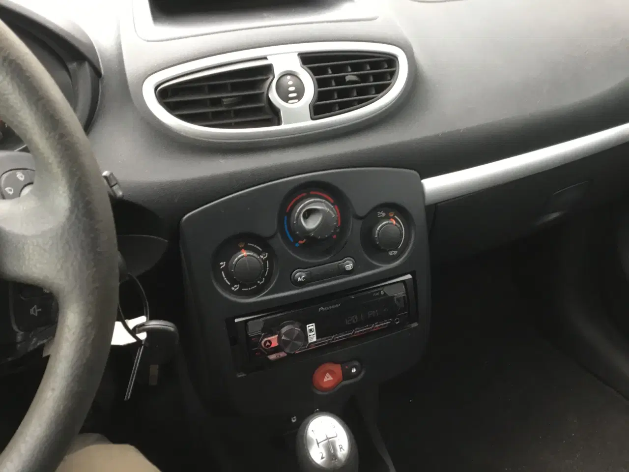 Billede 8 - Renault clio 1.5 dci synet 1/2025 træk 1200