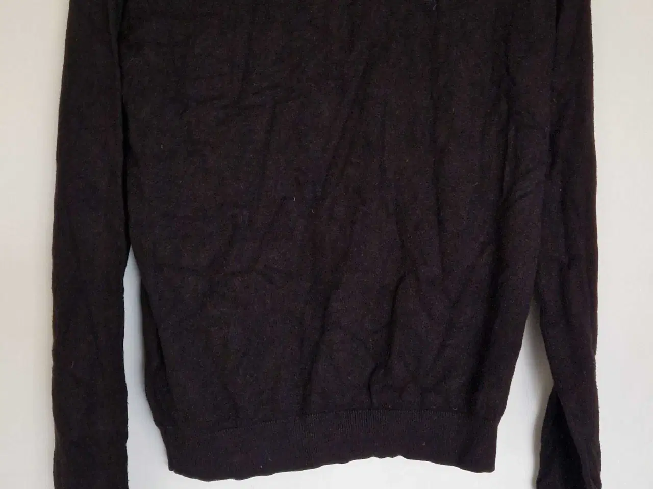 Billede 2 - Sort trøje med turtleneck 