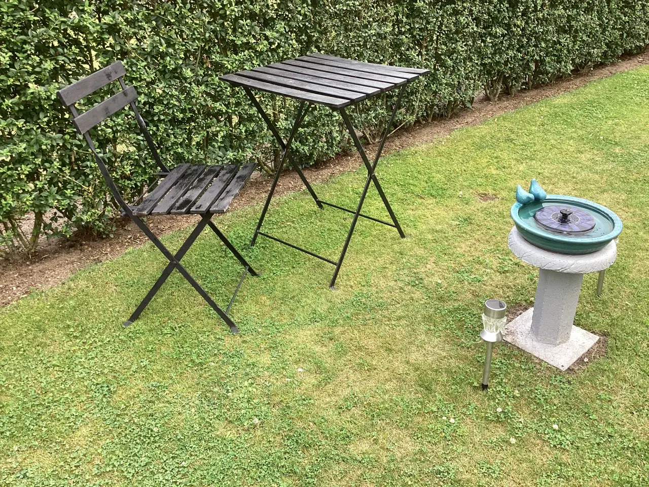 Billede 1 - Havebord og stol