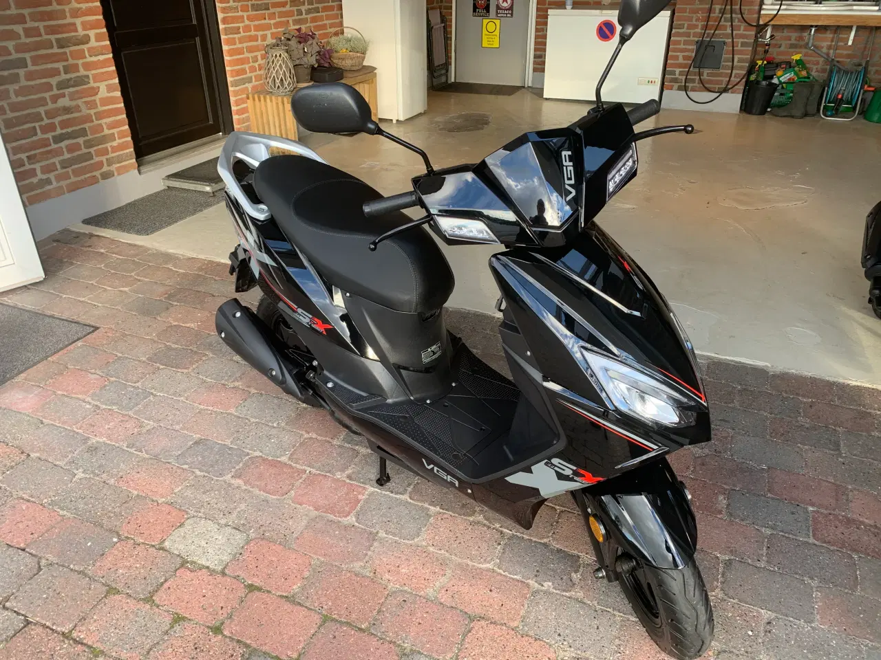 Billede 2 - Vga Street-X EFI 30 km 2023 