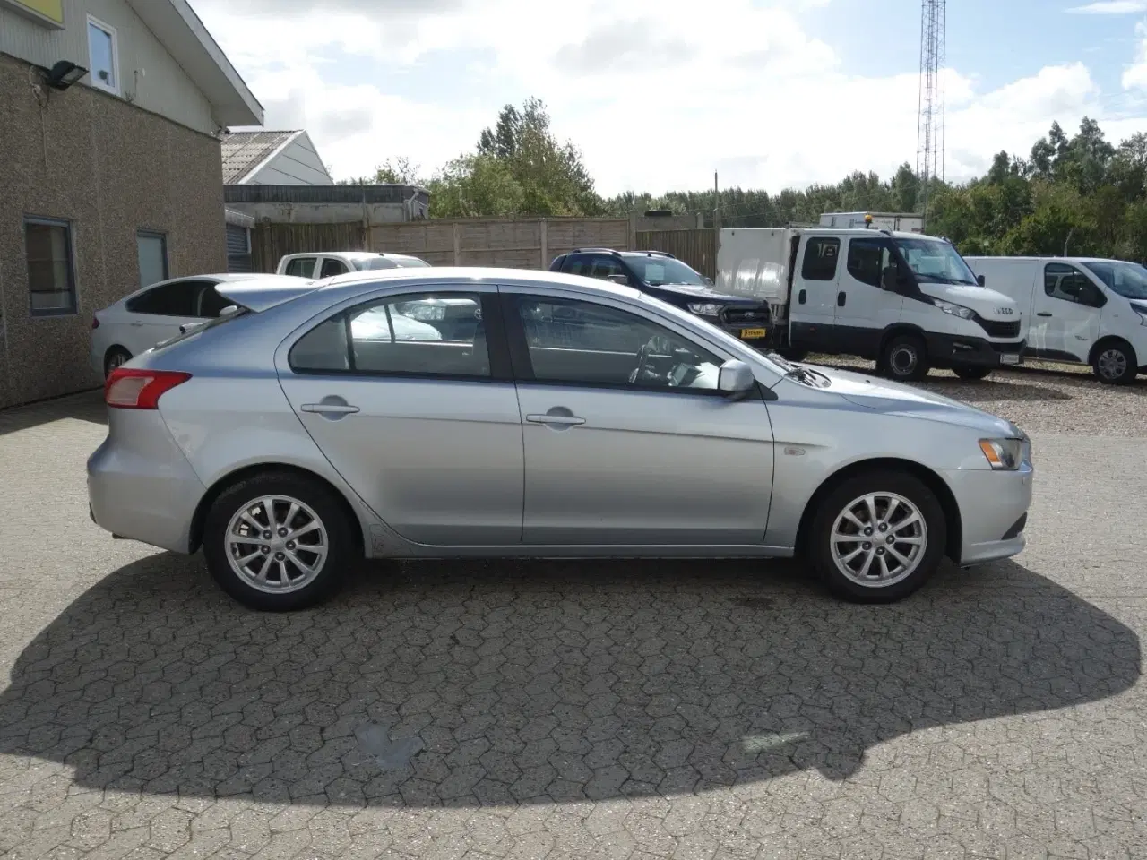 Billede 16 - Mitsubishi Lancer 1,6 Invite SportBack