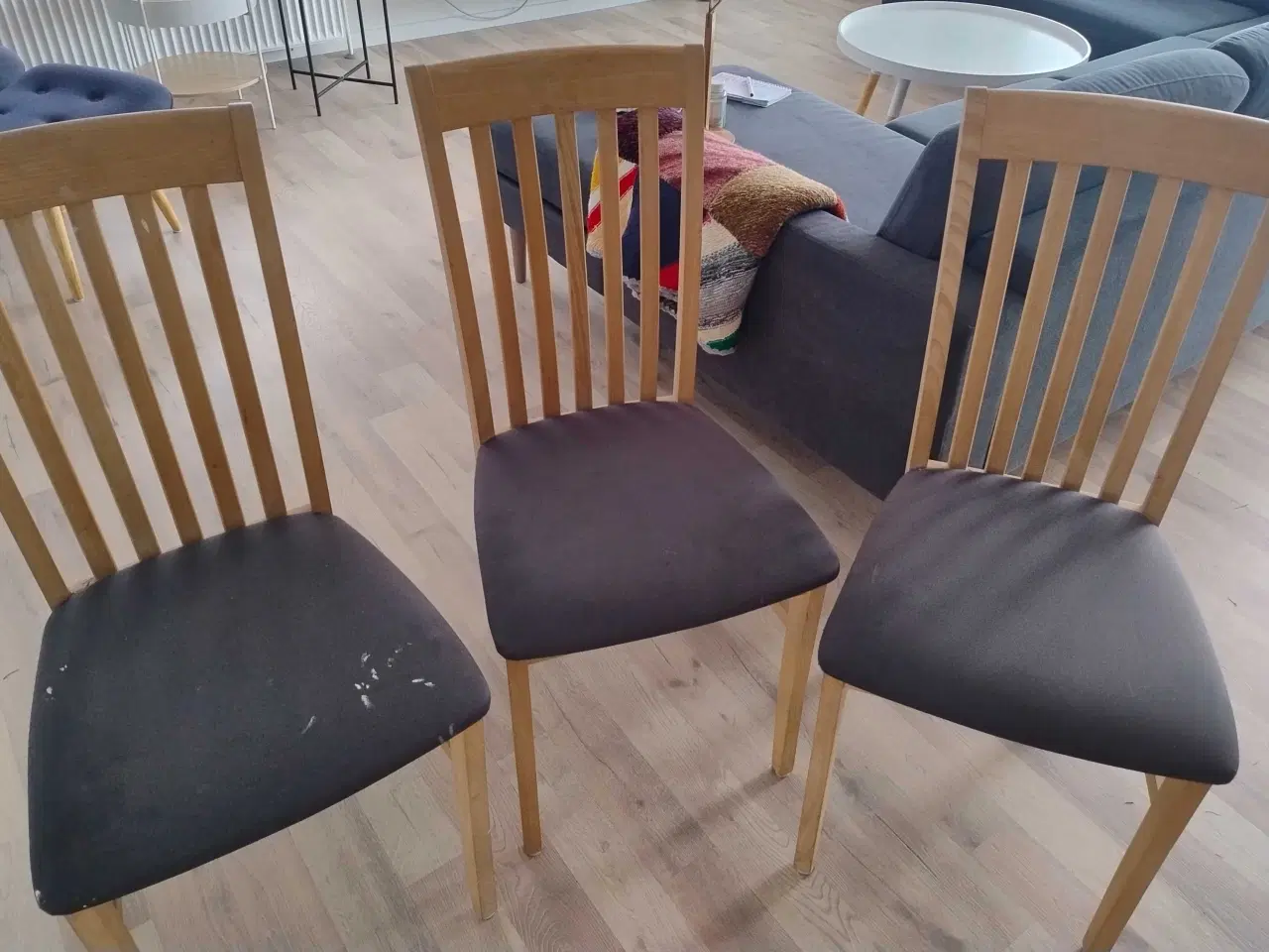 Billede 6 - Stort velholdt spisebord i egetræ 