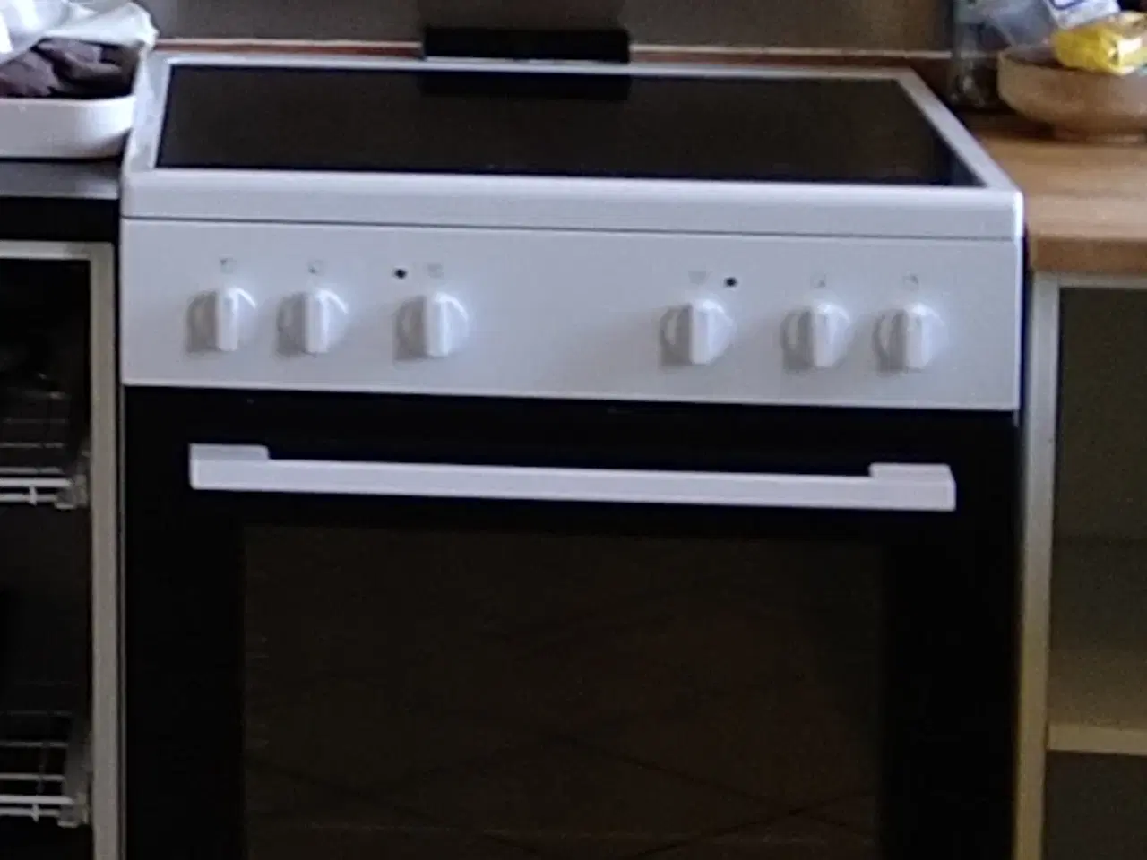 Billede 1 - Electrolux komfur med glaskeramisk kogeplade