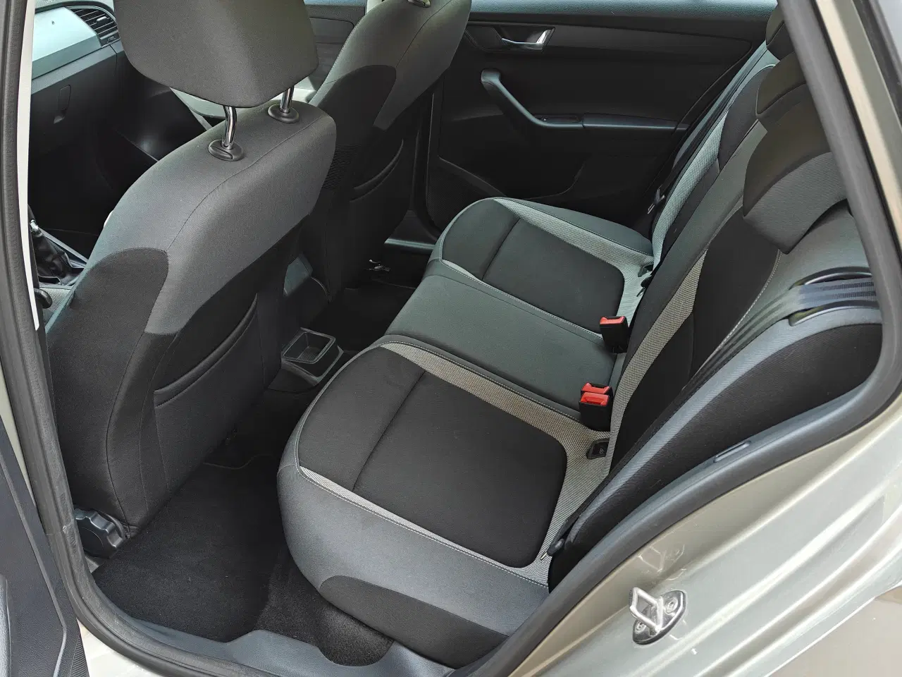 Billede 9 - Nysynet Skoda Fabia med lavt km