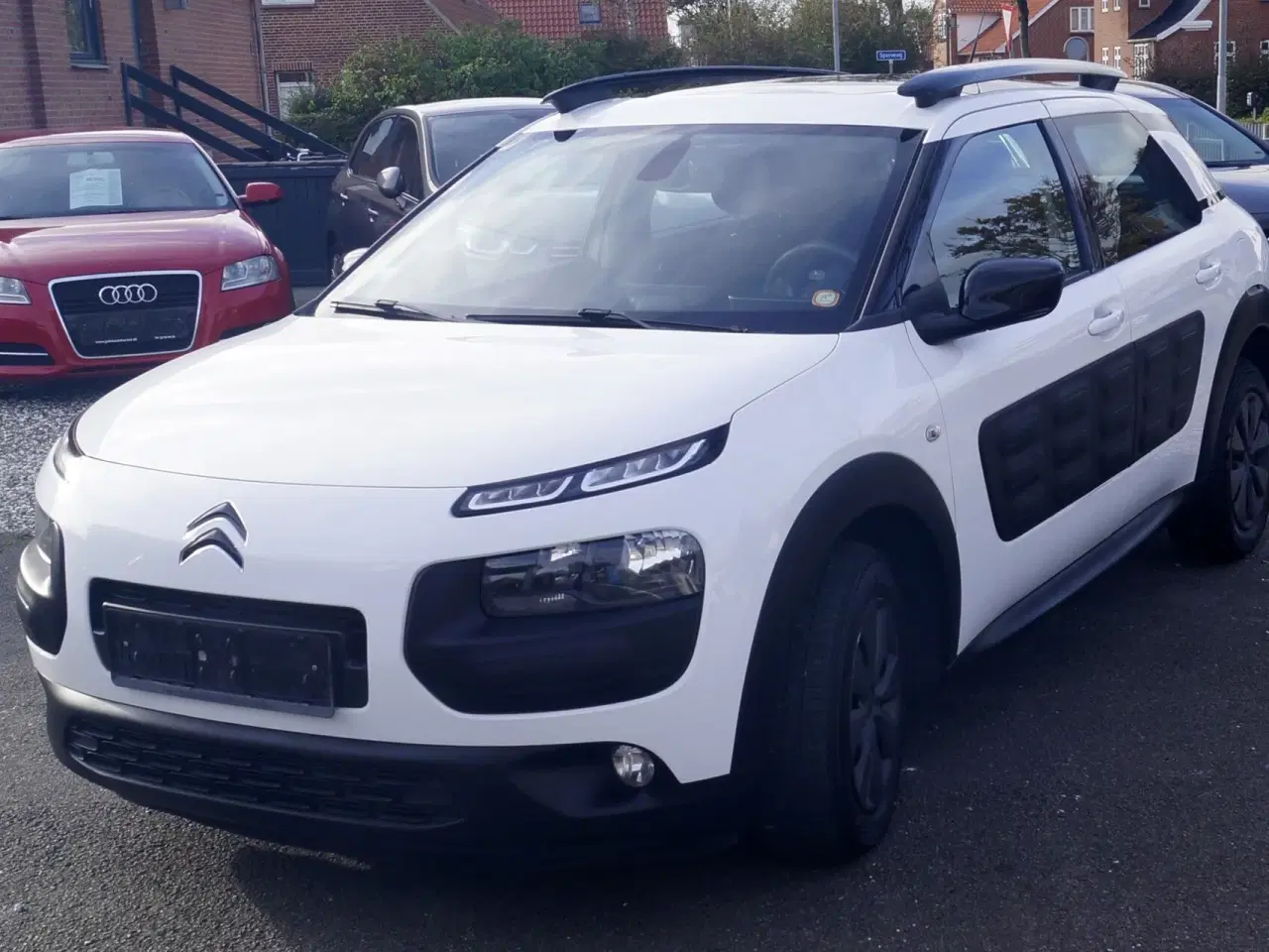 Billede 1 - Citroën C4 Cactus 1,6 Blue HDi Iconic Free start/stop 100HK 5d