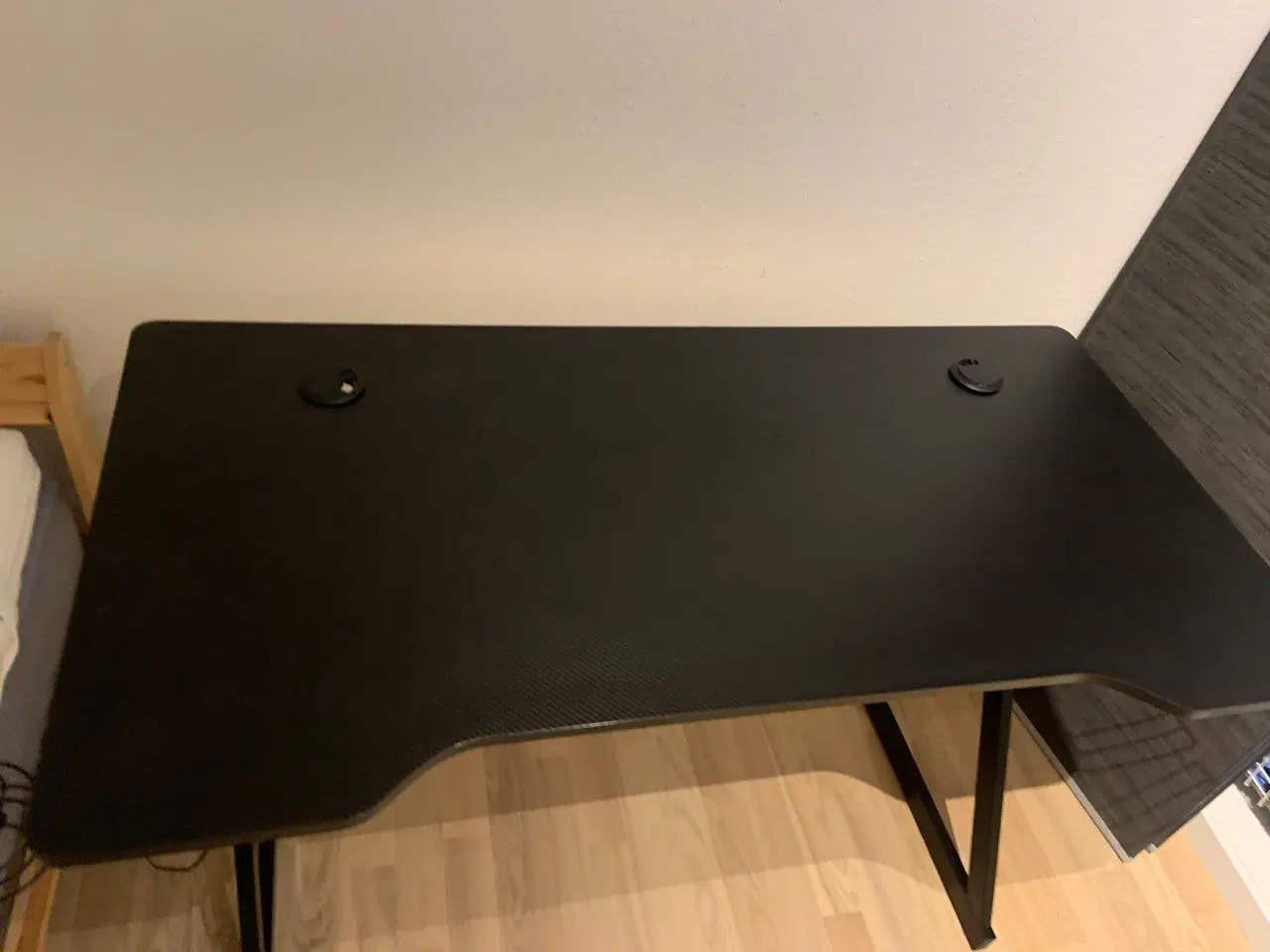 Billede 3 - Gamer skrivebord