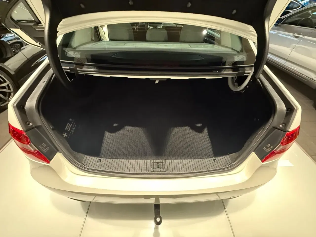 Billede 13 - Mercedes E200 2,2 CDi aut. BE